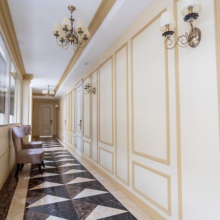 Royal Bv Hotel Ust-Kamenogorsk Ngoại thất bức ảnh