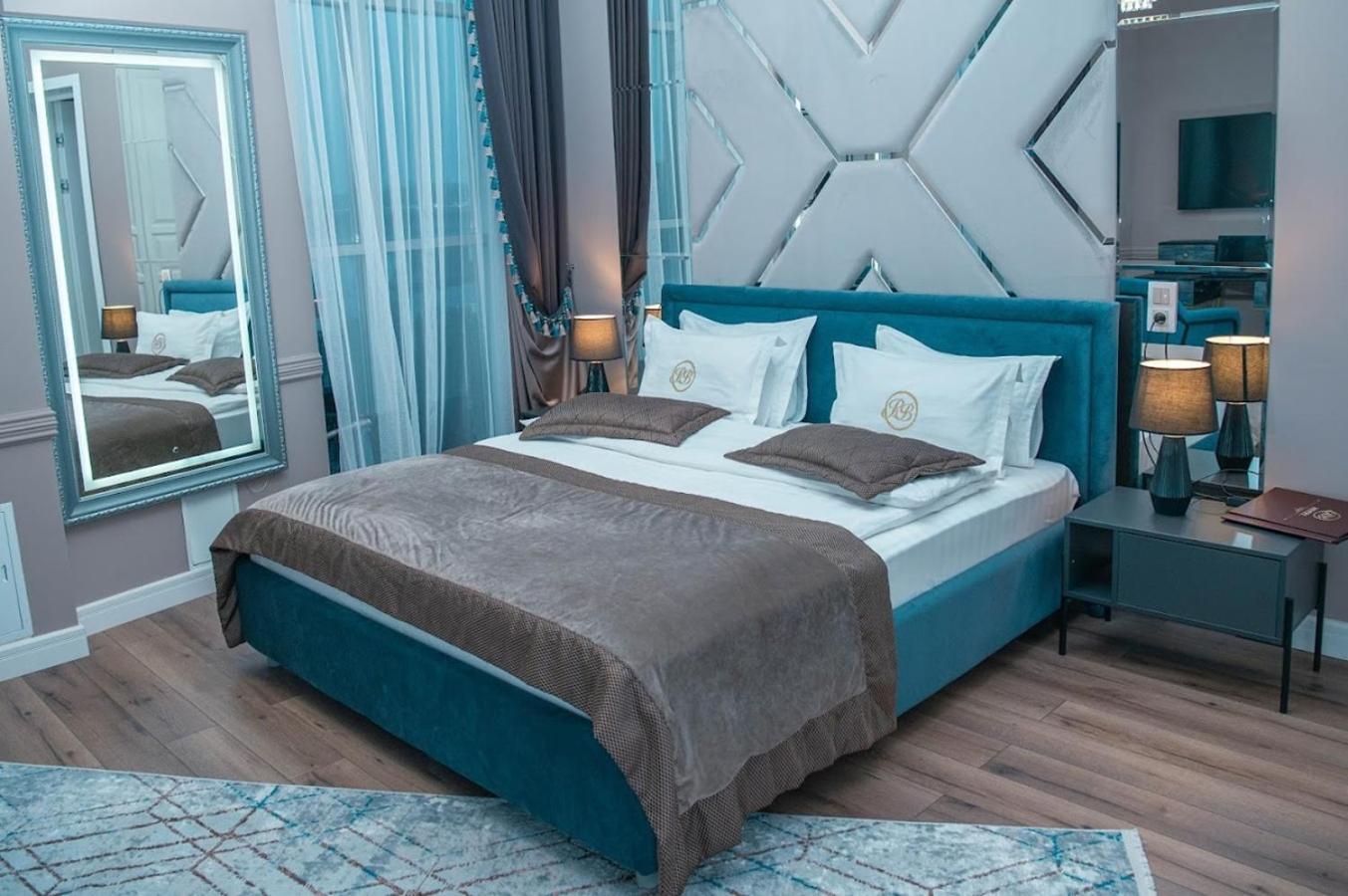 Royal Bv Hotel Ust-Kamenogorsk Ngoại thất bức ảnh