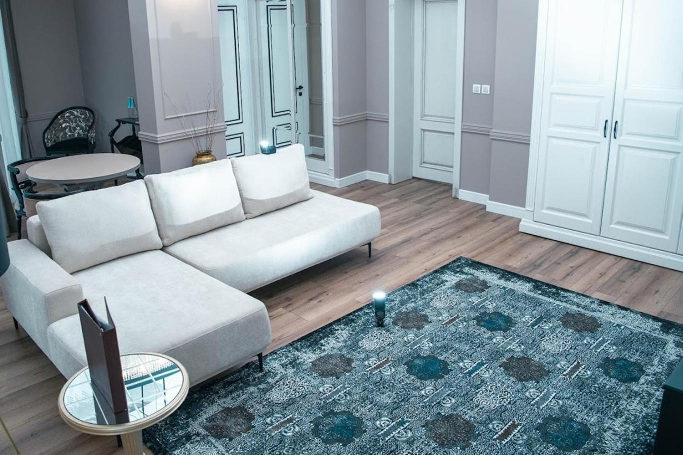 Royal Bv Hotel Ust-Kamenogorsk Ngoại thất bức ảnh