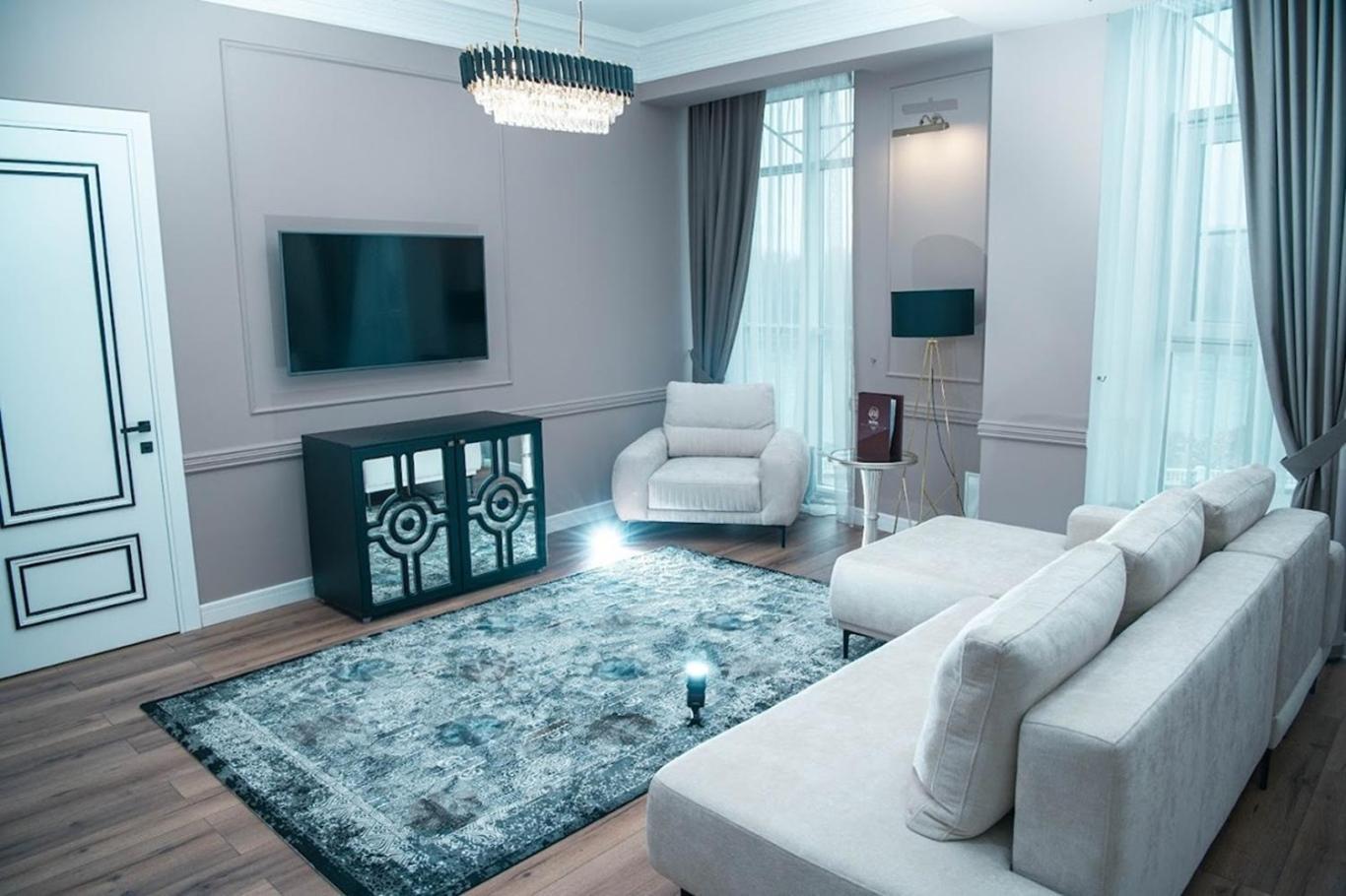 Royal Bv Hotel Ust-Kamenogorsk Ngoại thất bức ảnh