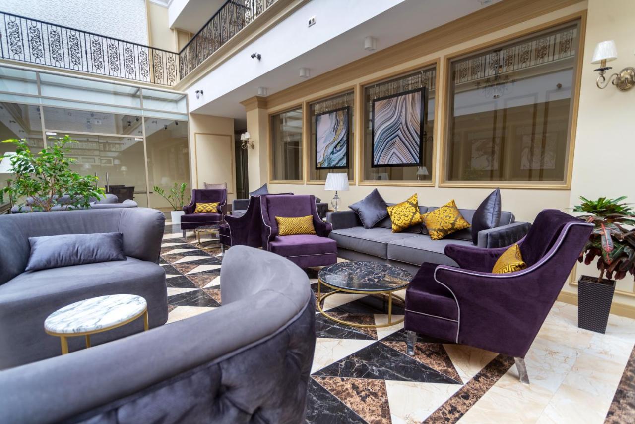 Royal Bv Hotel Ust-Kamenogorsk Ngoại thất bức ảnh