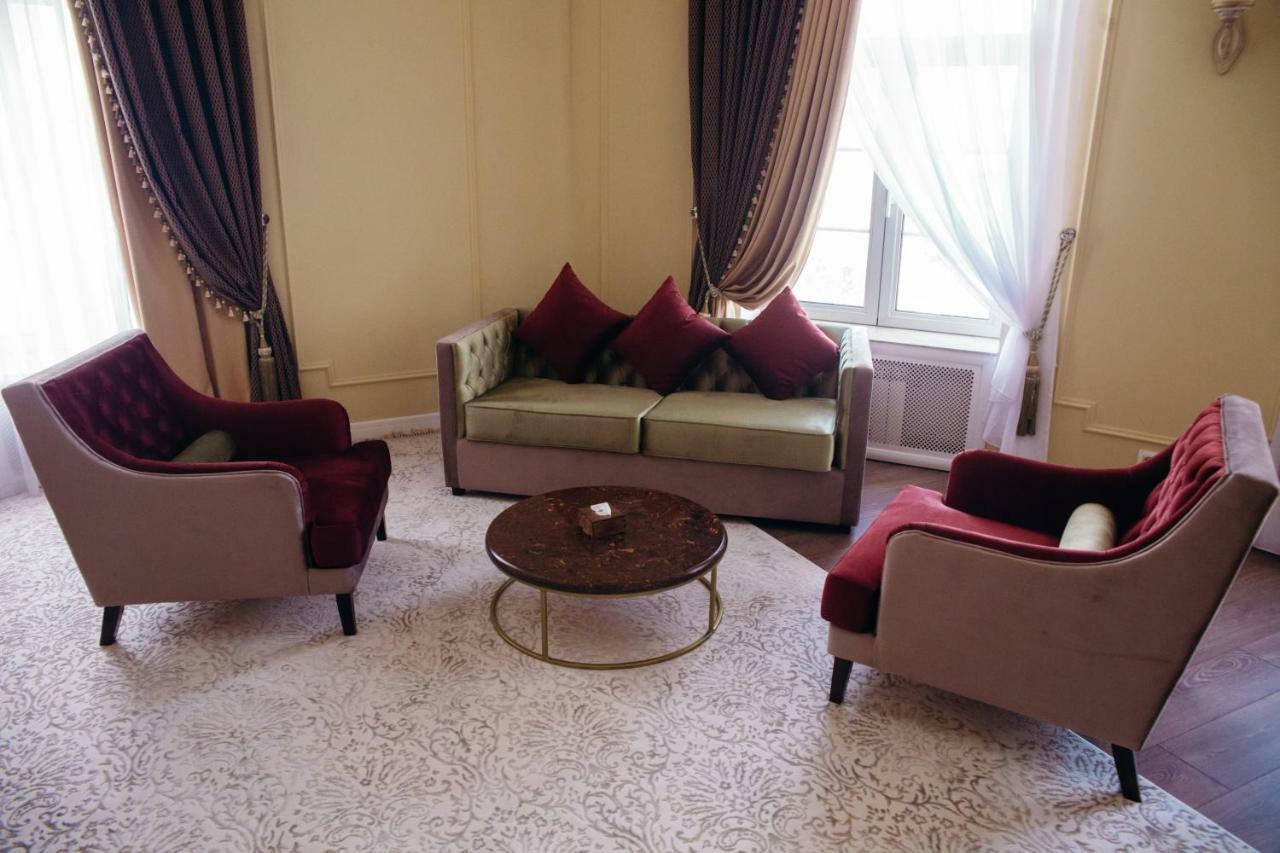 Royal Bv Hotel Ust-Kamenogorsk Ngoại thất bức ảnh